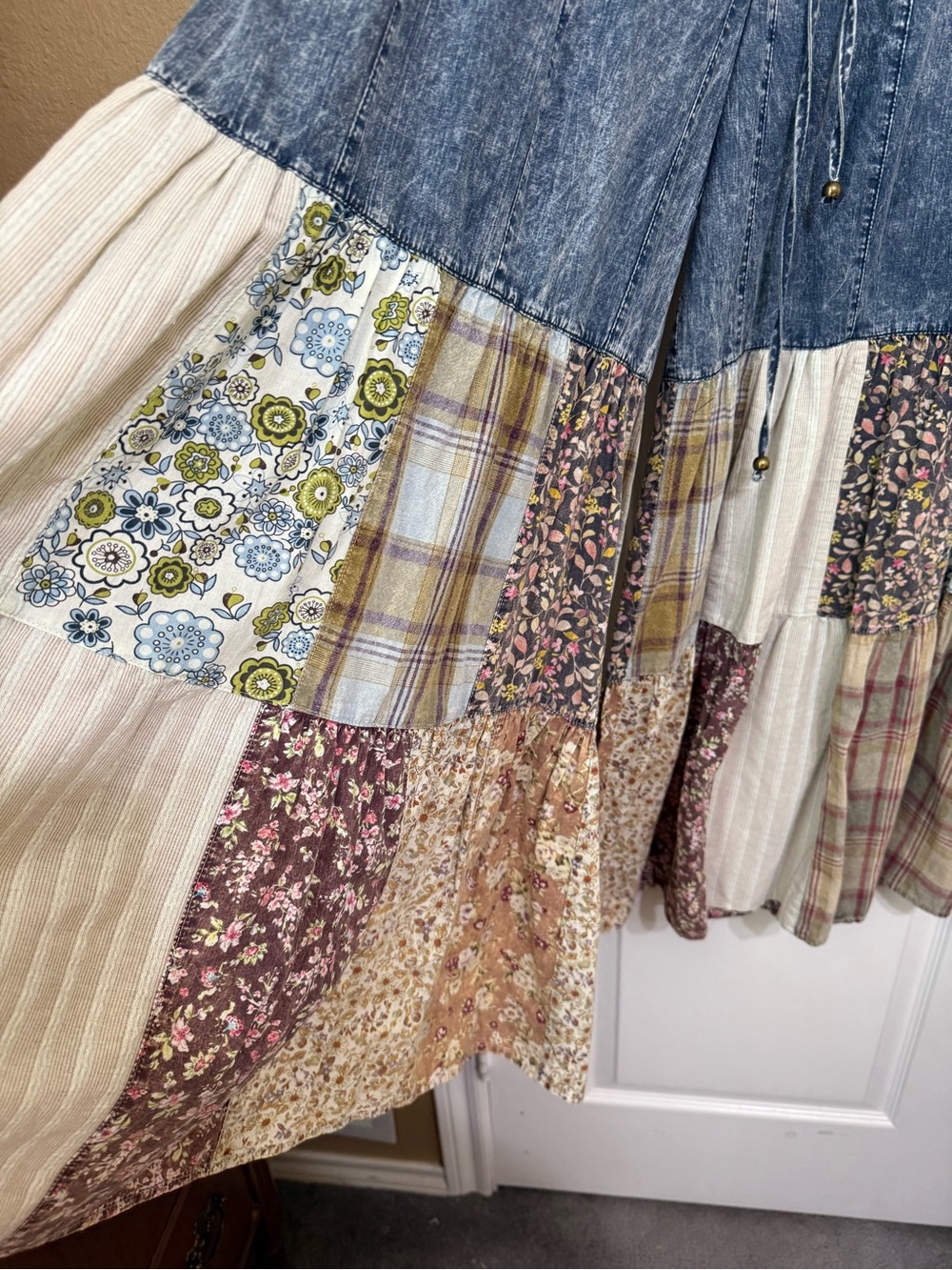 H034 NWT Blue Velvet L w14-20 Boho Patchwork Wide-Leg Denim Pants Blue Cream - Picture 4 of 12